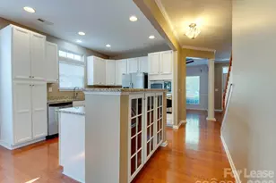 8164 Bridgegate Dr, Huntersville, NC 28078 - Photo 15