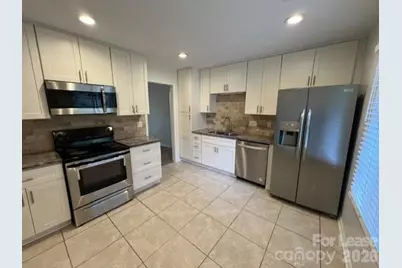 10216 Camelback Circle, Charlotte, NC 28226 - Photo 3