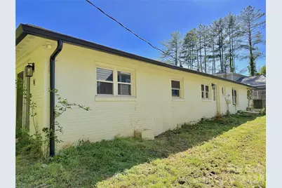 402 Blue Ridge Road, Black Mountain, NC 28711 - Photo 17