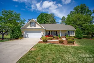 183 Devon Ln, Statesville, NC 28625 - Photo 9