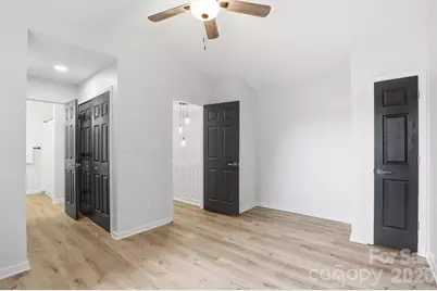 7621 Petrea Lane, Charlotte, NC 28227 - Photo 37