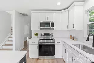 7621 Petrea Ln, Charlotte, NC 28227 - Photo 15