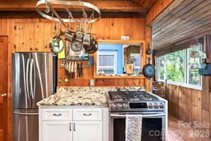 126 Maney Ave, Asheville, NC 28804 - Photo 9