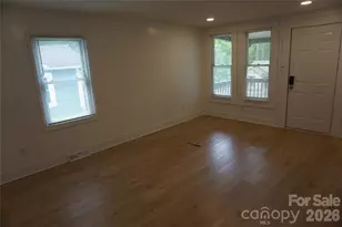 1124 W Mauney Ave, Gastonia, NC 28052 - Photo 9