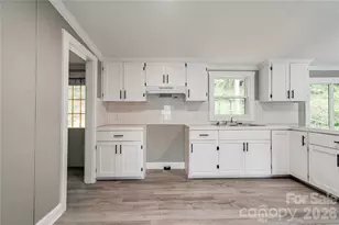 141 Knob Creek Dr, Lawndale, NC 28090 - Photo 9