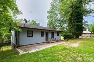 57 Gribble Rd, Franklin, NC 28734 - Photo 5