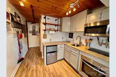 201 S Hoskins Road #132, Charlotte, NC 28208 - Photo 9