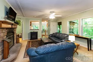 159 Marcellina Dr, Fairview, NC 28730 - Photo 5