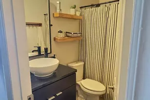 513 N Graham St, Charlotte, NC 28202 - Photo 5