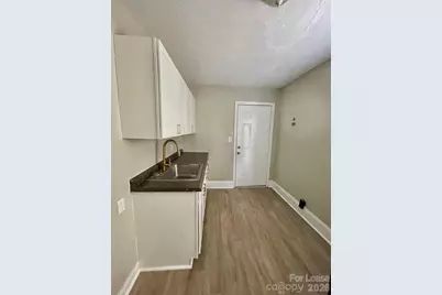 1314 N McDowell None, Charlotte, NC 28205 - Photo 11
