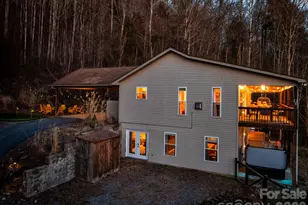 36 Wineberry Ln, Asheville, NC 28803 - Photo 5