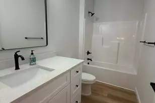 1143 12th St Dr SW, Hickory, NC 28602 - Photo 5