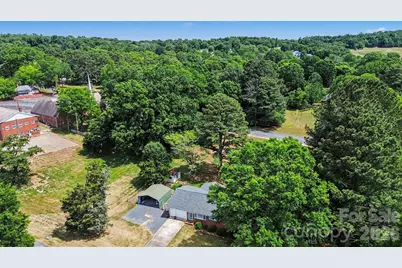 79 Walnut Street, Badin, NC 28009 - Photo 23
