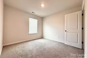 6131 Faron Wy, Charlotte, NC 28262 - Photo 11