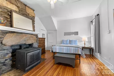33 Vance Avenue, Black Mountain, NC 28711 - Photo 13