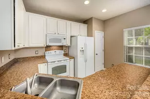17439 Caldwell Track Dr, Cornelius, NC 28031 - Photo 11