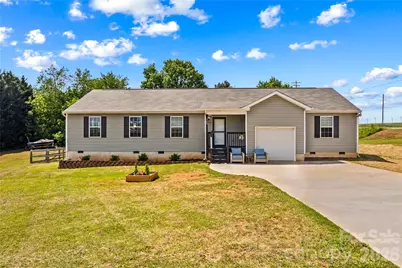104 Sandtrap Drive, Statesville, NC 28677 - Photo 1