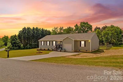 104 Sandtrap Drive, Statesville, NC 28677 - Photo 1