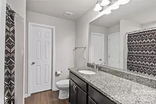 104 Sandtrap Dr, Statesville, NC 28677 - Photo 17