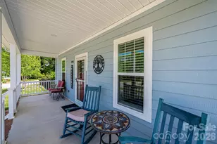 1092 33rd Avenue Loop NE, Hickory, NC 28601 - Photo 3