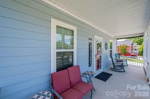 1092 33rd Avenue Loop NE, Hickory, NC 28601 - Photo 5