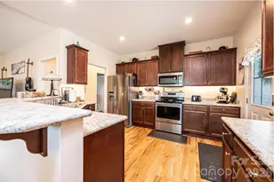 1092 33rd Avenue Loop NE, Hickory, NC 28601 - Photo 15