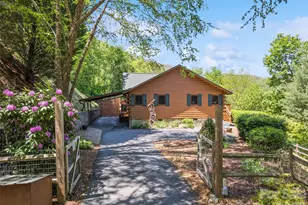970 Campbell Mountain Dr, Waynesville, NC 28785 - Photo 3