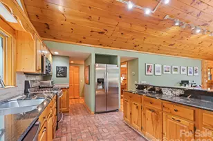 970 Campbell Mountain Dr, Waynesville, NC 28785 - Photo 17