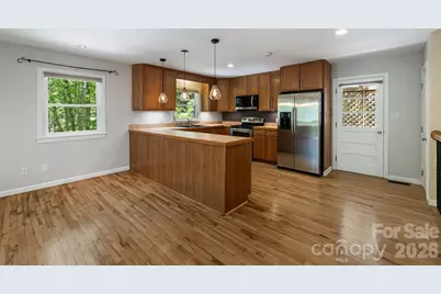 29 Independence Boulevard, Asheville, NC 28805 - Photo 9