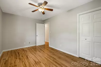 29 Independence Boulevard, Asheville, NC 28805 - Photo 19