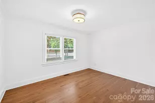 1214 N Sharon Amity Rd, Charlotte, NC 28211 - Photo 11