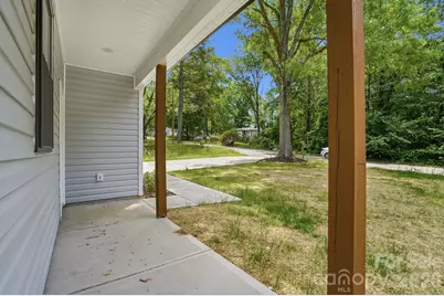 1230 Wilmington Avenue, Statesville, NC 28677 - Photo 11