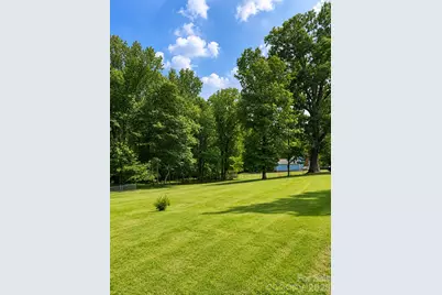 6016 Indian Brook Drive, Matthews, NC 28104 - Photo 9