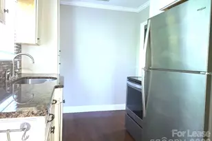 557 Wakefield Dr, Charlotte, NC 28209 - Photo 3