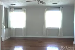 557 Wakefield Dr, Charlotte, NC 28209 - Photo 5