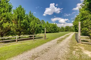 970 E Old Limestone Rd, York, SC 29745 - Photo 3
