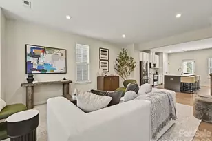 653 Uwharrie River Rd, Charlotte, NC 28211 - Photo 5