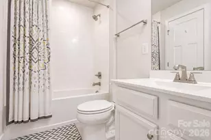 268 Parkwood Ave, Charlotte, NC 28206 - Photo 33