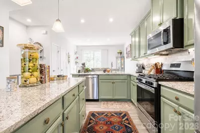 268 Parkwood Avenue, Charlotte, NC 28206 - Photo 11