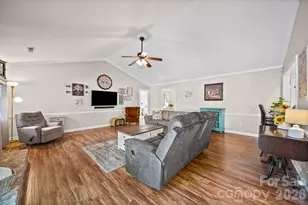 2200 Wynbourne Dr, Gastonia, NC 28056 - Photo 5