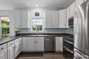 288 Walnut Crest Rd, Fletcher, NC 28732 - Photo 15