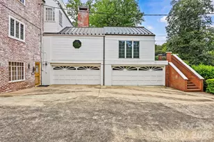 1858 Queens Rd W, Charlotte, NC 28207 - Photo 25