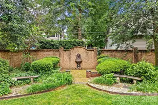 1858 Queens Rd W, Charlotte, NC 28207 - Photo 15