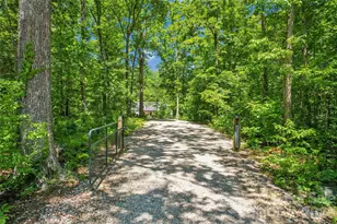 305 Robinson Ave, Mount Holly, NC 28120 - Photo 37