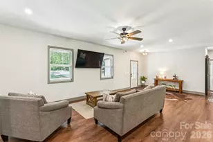 305 Robinson Ave, Mount Holly, NC 28120 - Photo 17