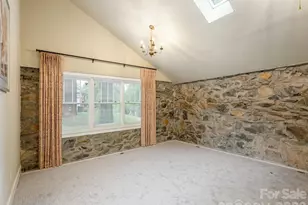 115 Oakland Rd, Asheville, NC 28801 - Photo 17