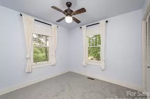 115 Oakland Rd, Asheville, NC 28801 - Photo 21