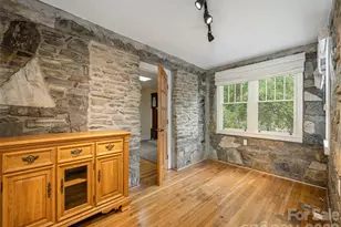 115 Oakland Rd, Asheville, NC 28801 - Photo 15