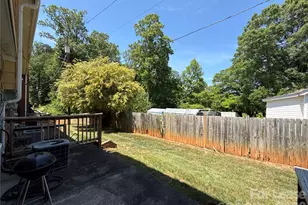 409 Hawley Ave, Belmont, NC 28012 - Photo 13