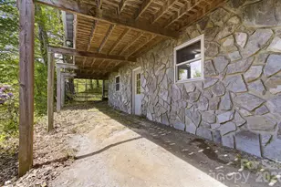 2131 Coleman Mountain Rd, Waynesville, NC 28785 - Photo 35